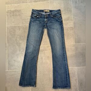 BKE Stella Low Rise Boot Cut Jeans - Size 28 x 31.5 stated (actual 32 x 32.5)